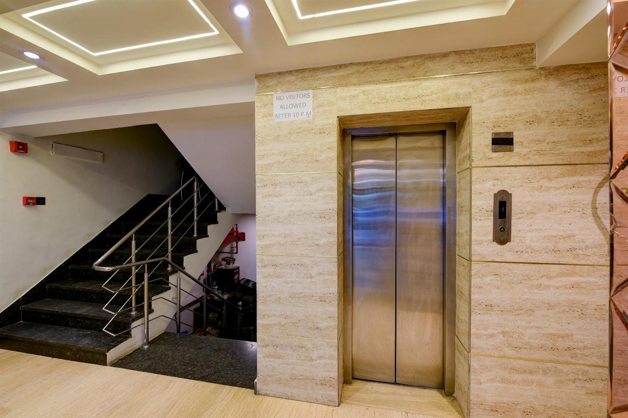 Hotel Sohana Palace Near New Delhi Railway Station And Connaught Place Bagian luar foto