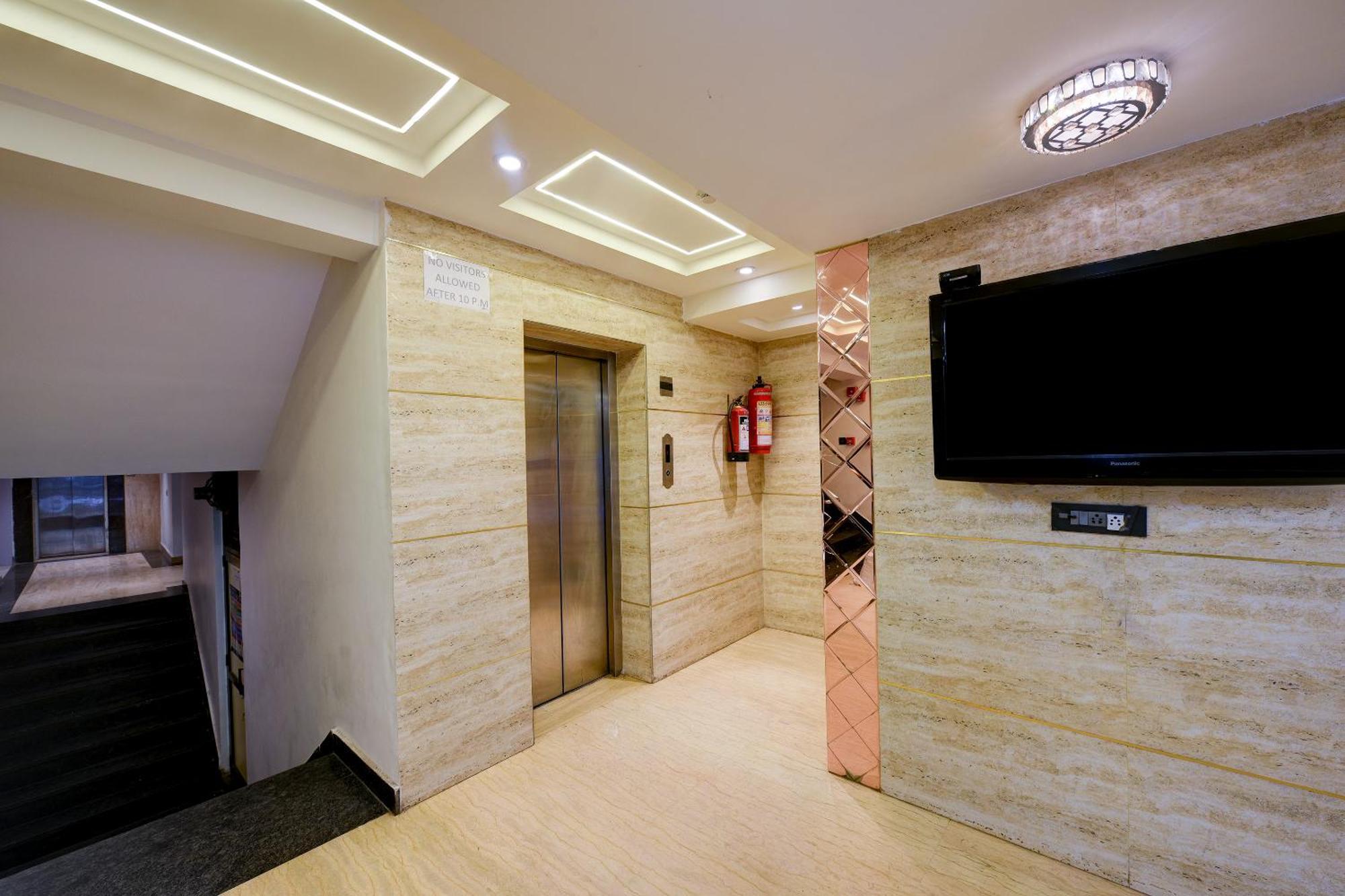 Hotel Sohana Palace Near New Delhi Railway Station And Connaught Place Bagian luar foto